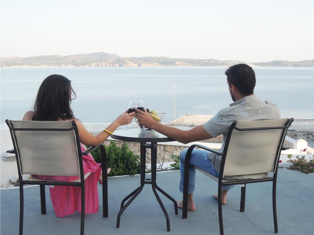 Hotel Adamas Dış mekan fotoğraf