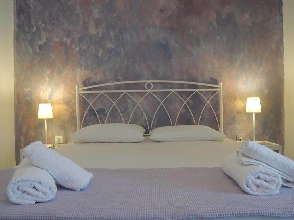 Hotel Adamas Dış mekan fotoğraf